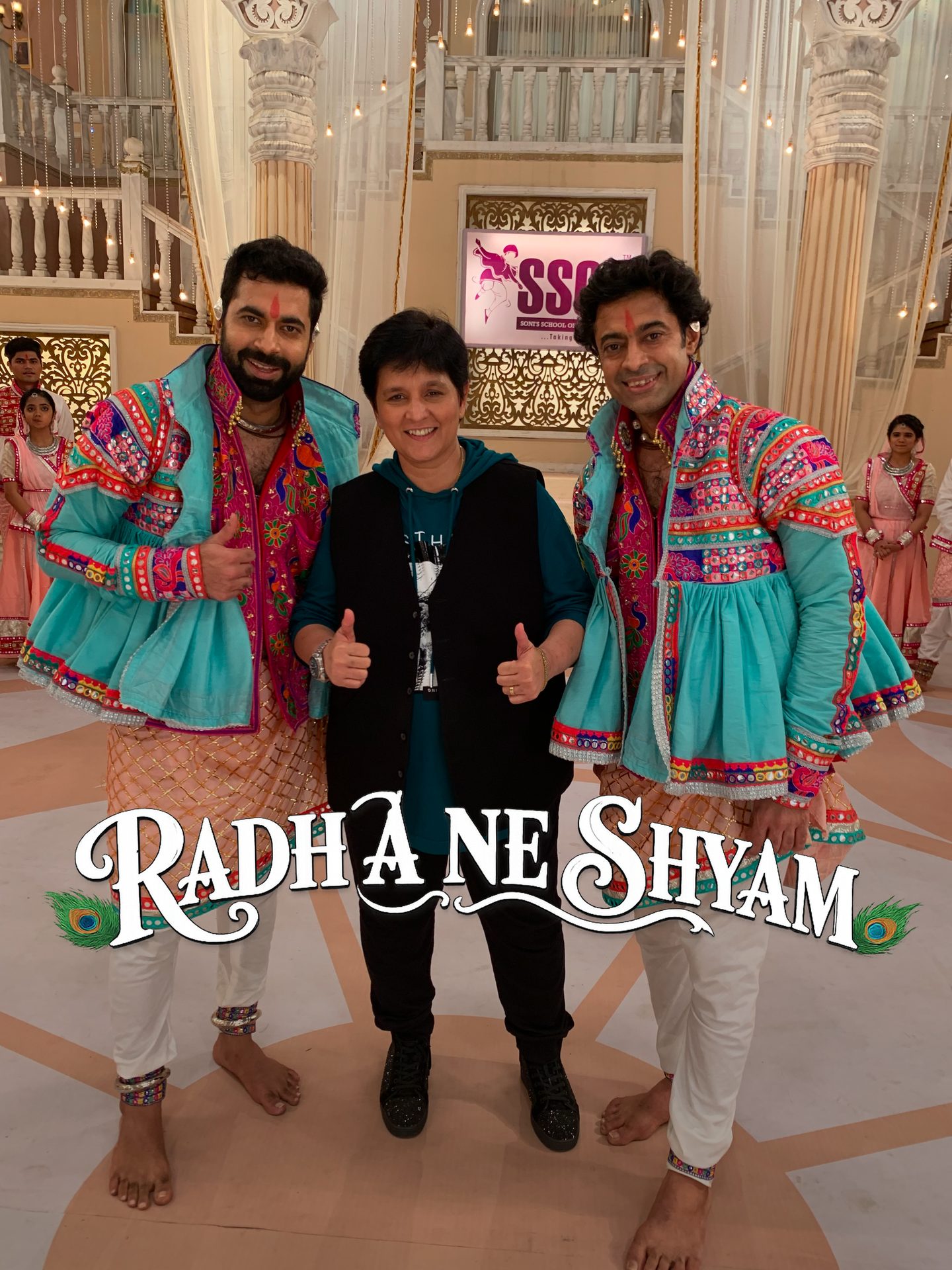 Radha Ne Shyam — Falguni Pathak Collab